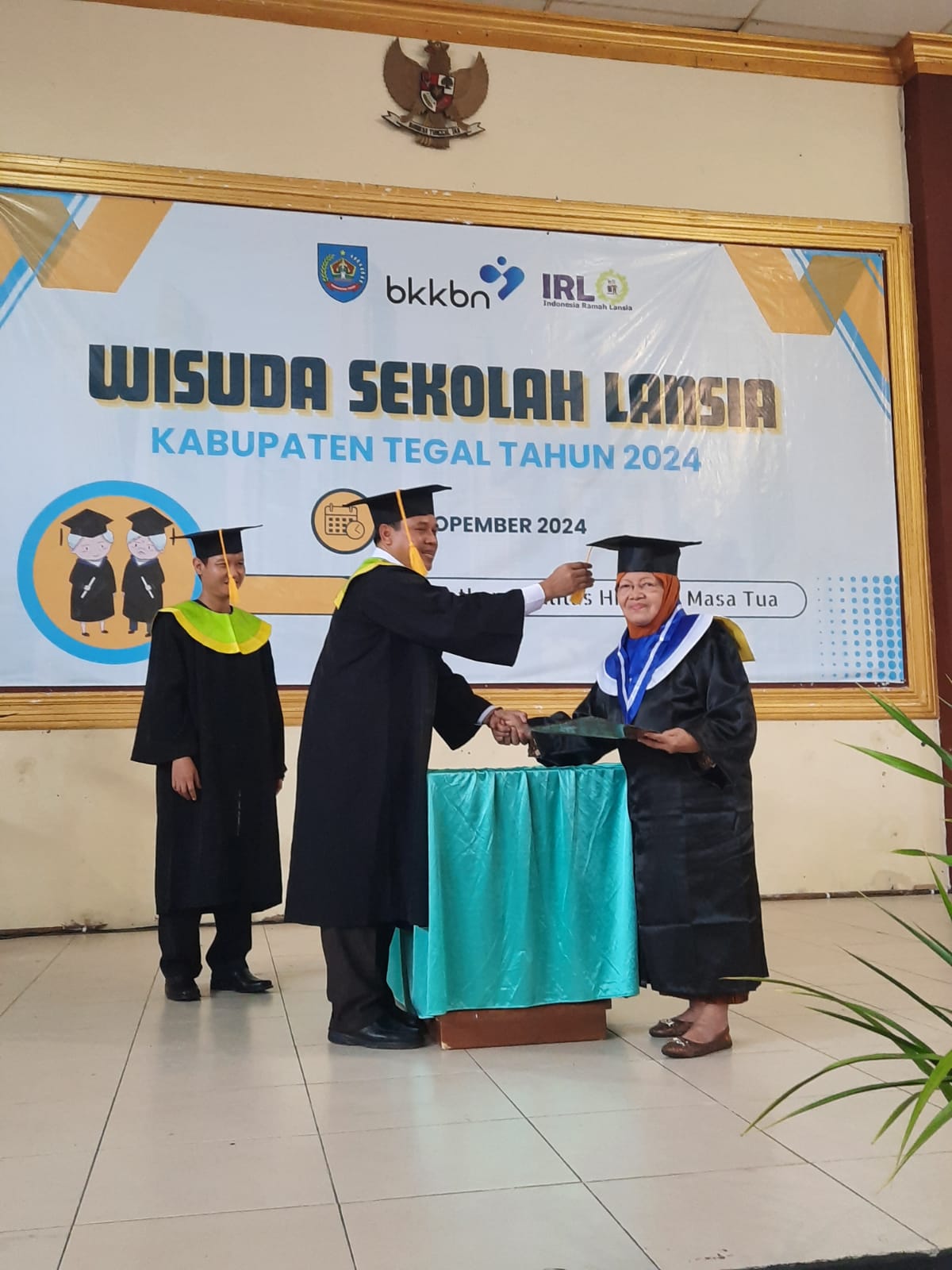 Kegiatan Wisuda Sekolah Lansia Kabupaten Tegal Tahun 2024