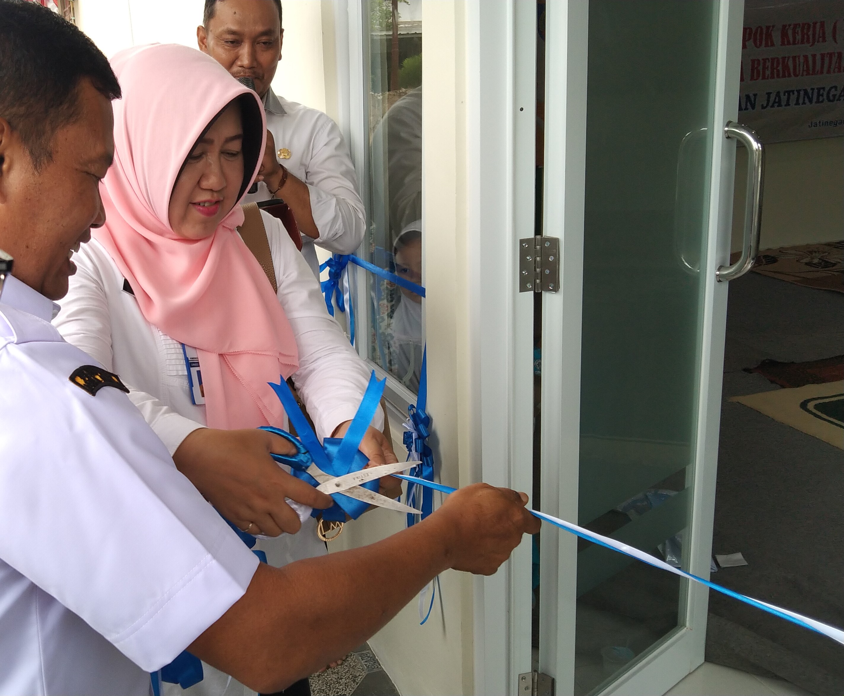 DIRESMIKAN,GEDUNG BALAI PENYULUHAN KB KEC.JATINEGARA