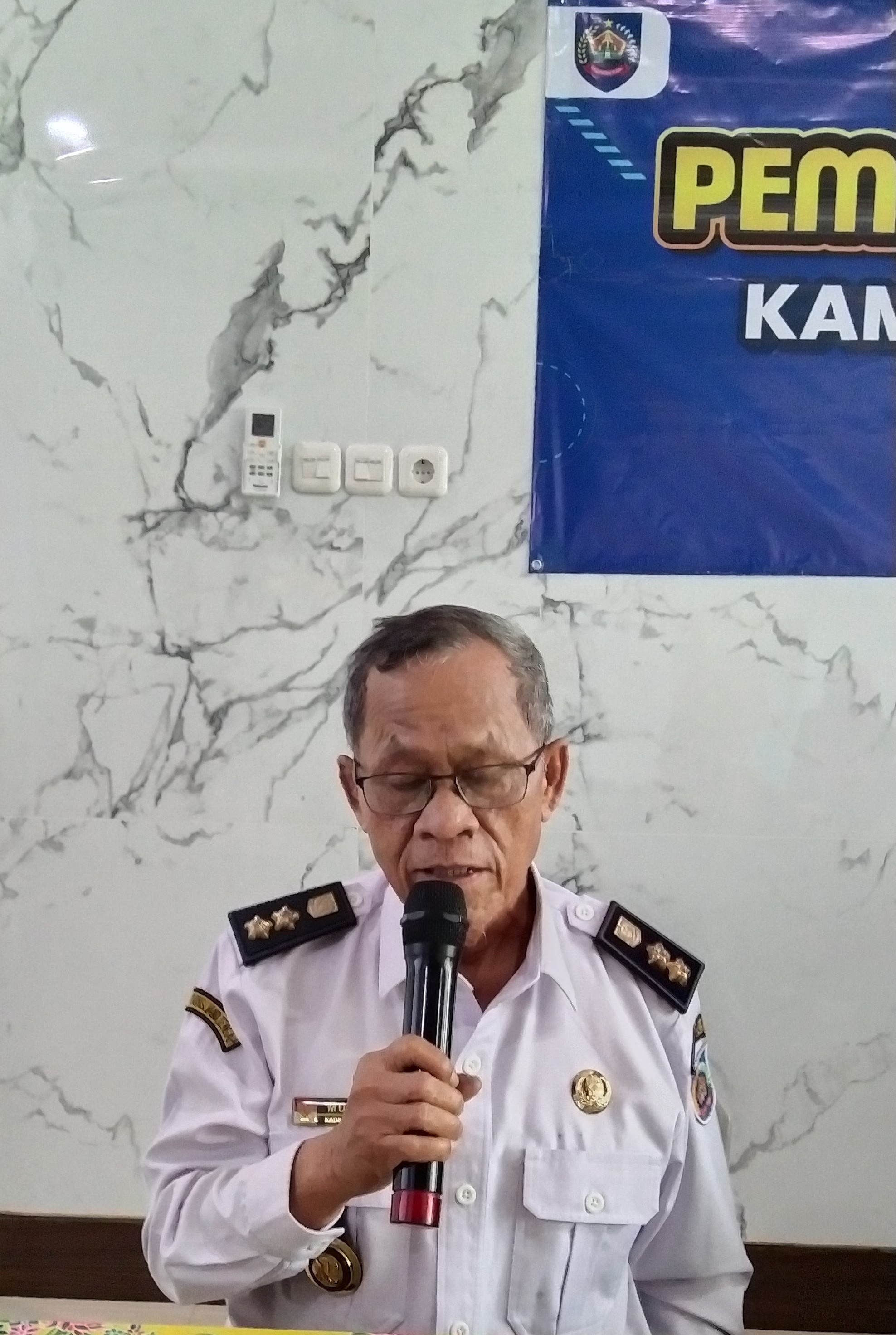 PEMDES, TP PKK, KADER DESA JATIMULYA KEC.LEBAKSIU IKUT PEMBEKALAN POKJA KAMPUNG KELUARGA BERKUALITAS