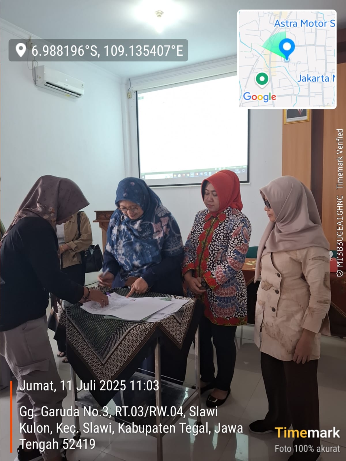 PENANDATANGANAN SURAT PERJANJIAN REHAB 3 (TIGA) GEDUNG BALAI PENYULUHAN KB KECAMATAN