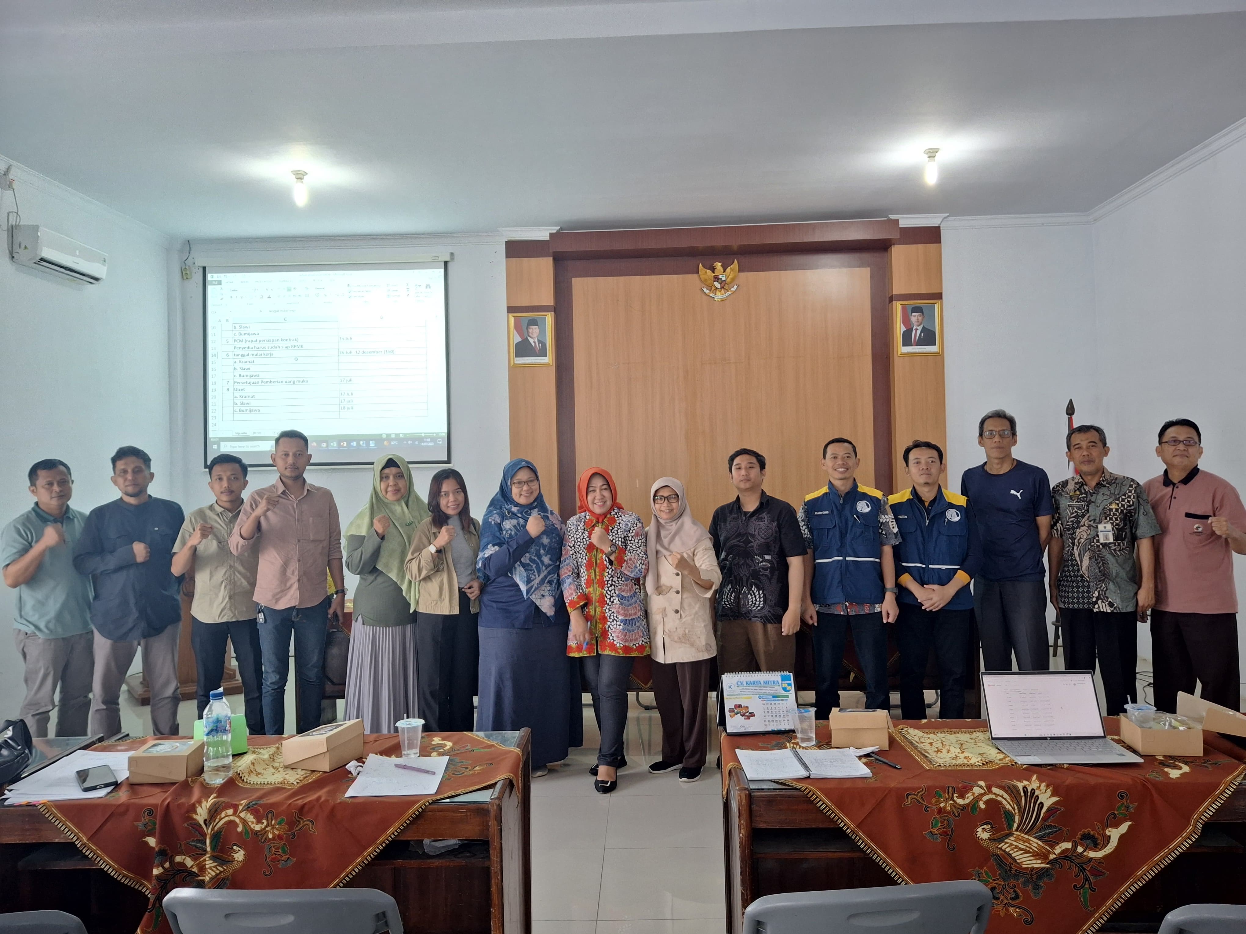 PENANDATANGANAN SURAT PERJANJIAN REHAB 3 (TIGA) GEDUNG BALAI PENYULUHAN KB KECAMATAN