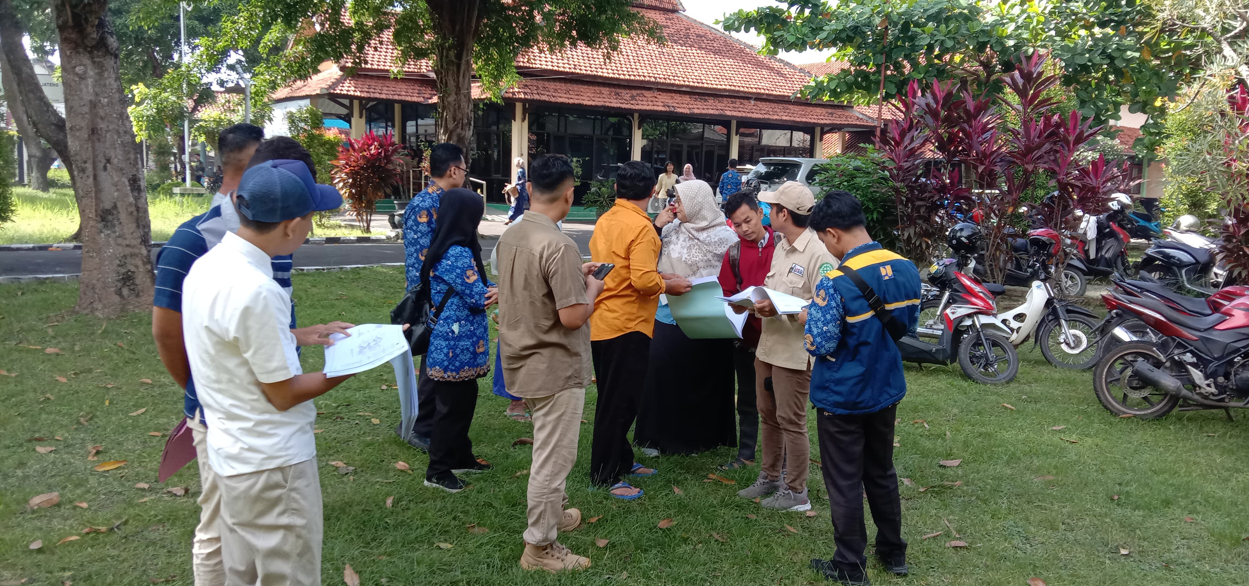 PELAKSANAAN UIZET REHAB PEMBANGUNAN BALAI PENYULUHAN KB KECAMATAN SLAWI