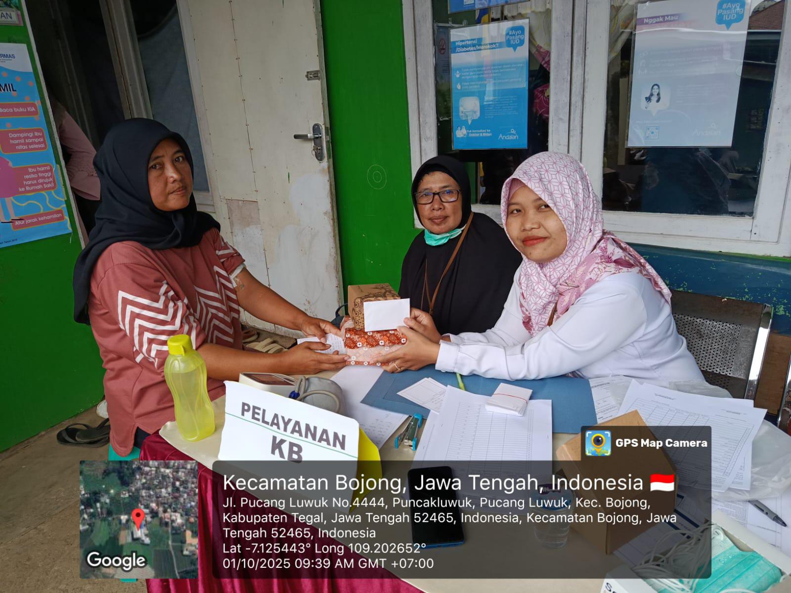 BUPATI TILIK DESA PUCANG LUWUK di KECAMATAN BOJONG
