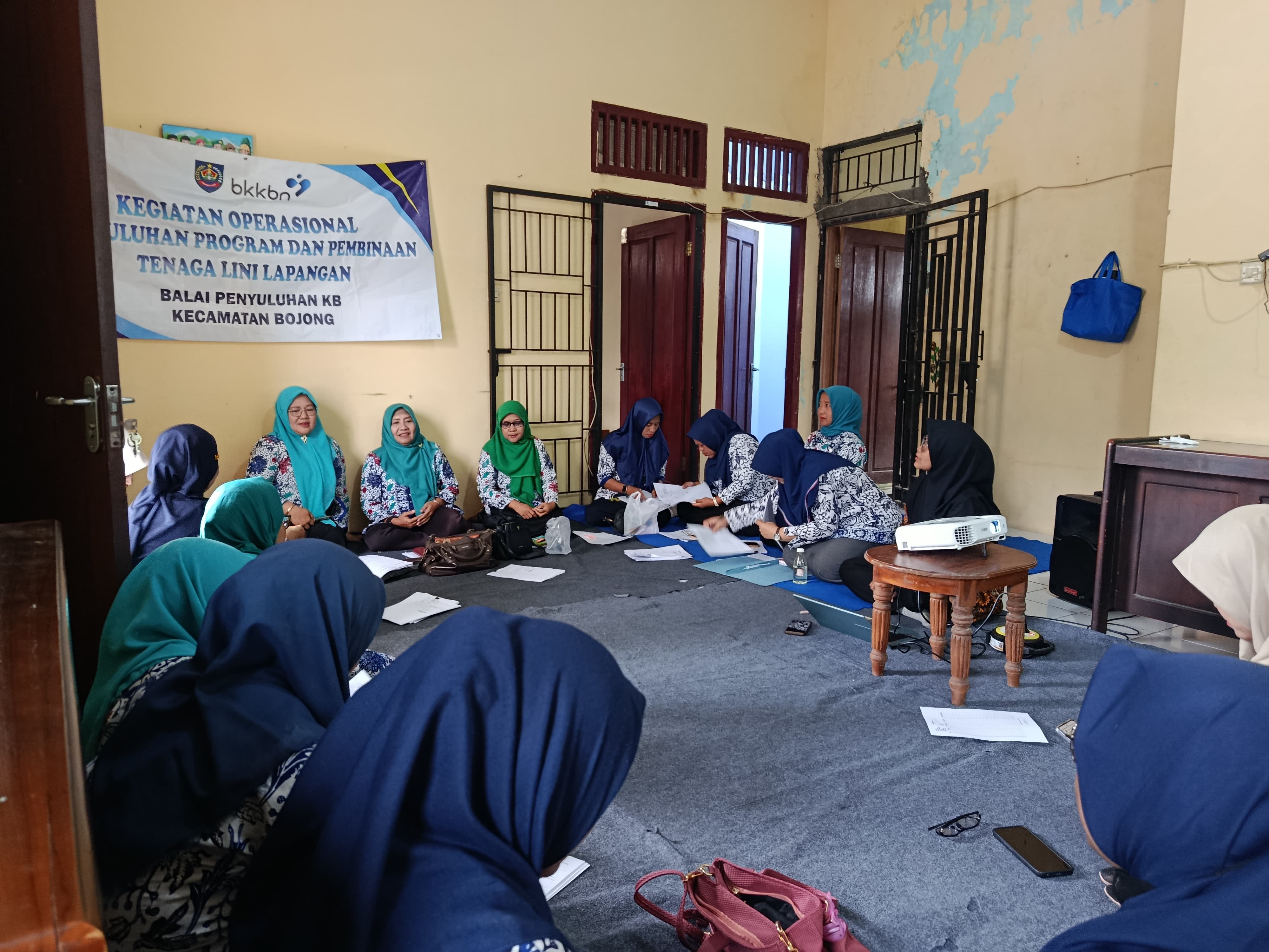 Pertemuan rutin kader IMP dan sub IMP Kec.Bojong