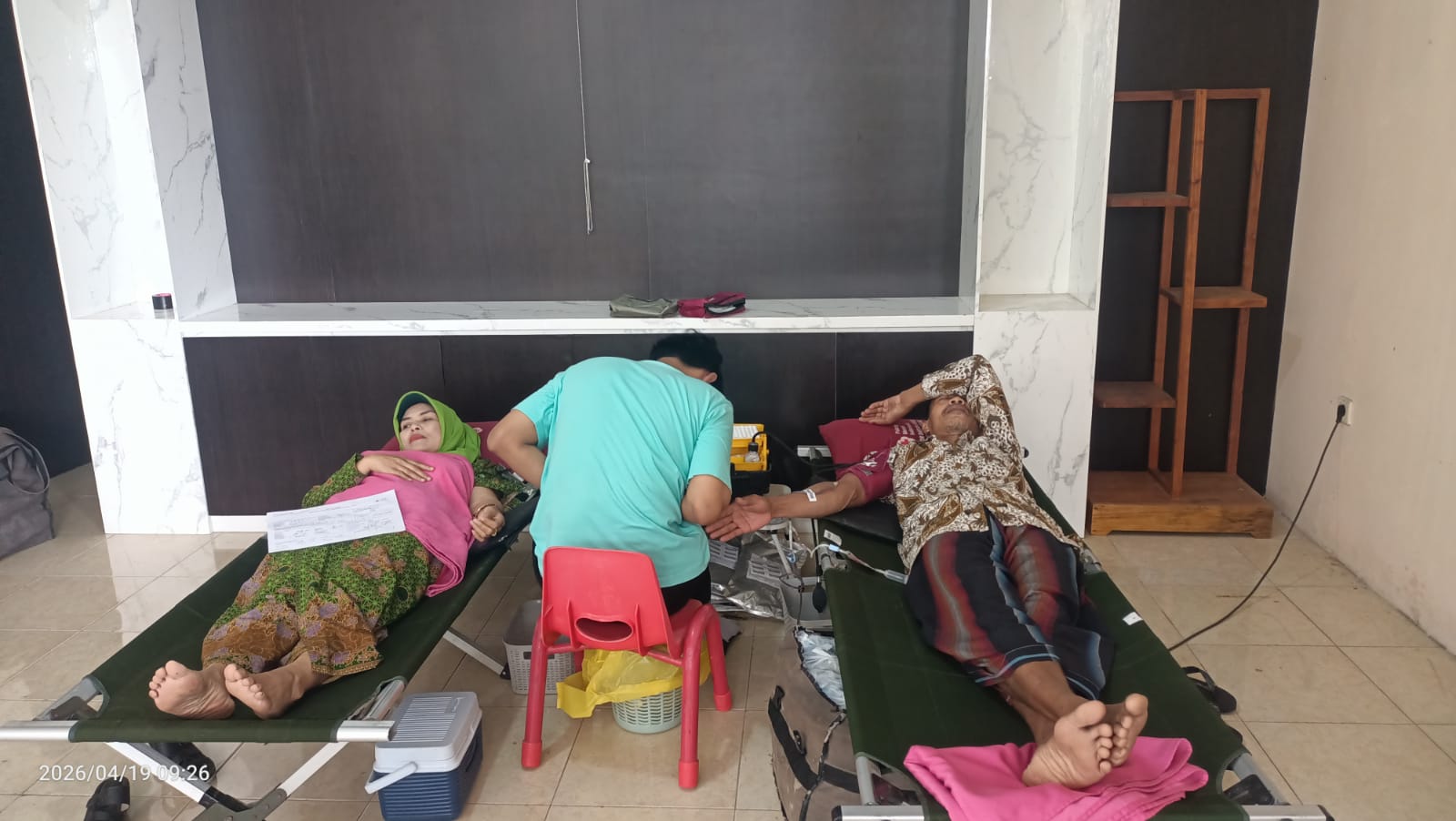 DONOR DARAH RUTIN DI DESA GUNUNGJATI KECAMATAN BOJONG