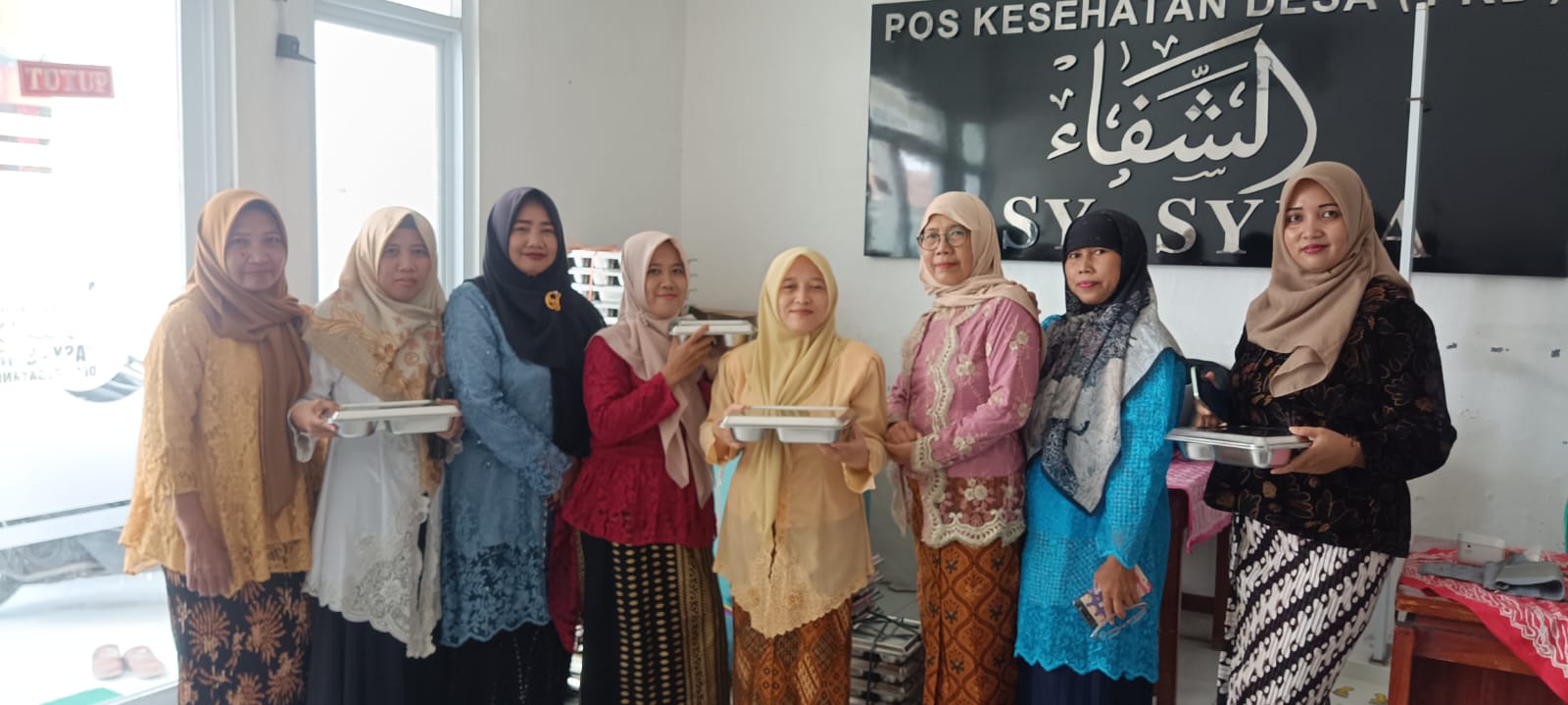 Peringatan hari Kartini kader MBG PESAYANGAN