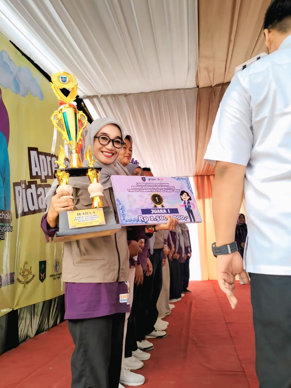 INOVASI KADER POSYANDU BERPRESTASI DESA SIDAMULYA KEC. WARUREJA