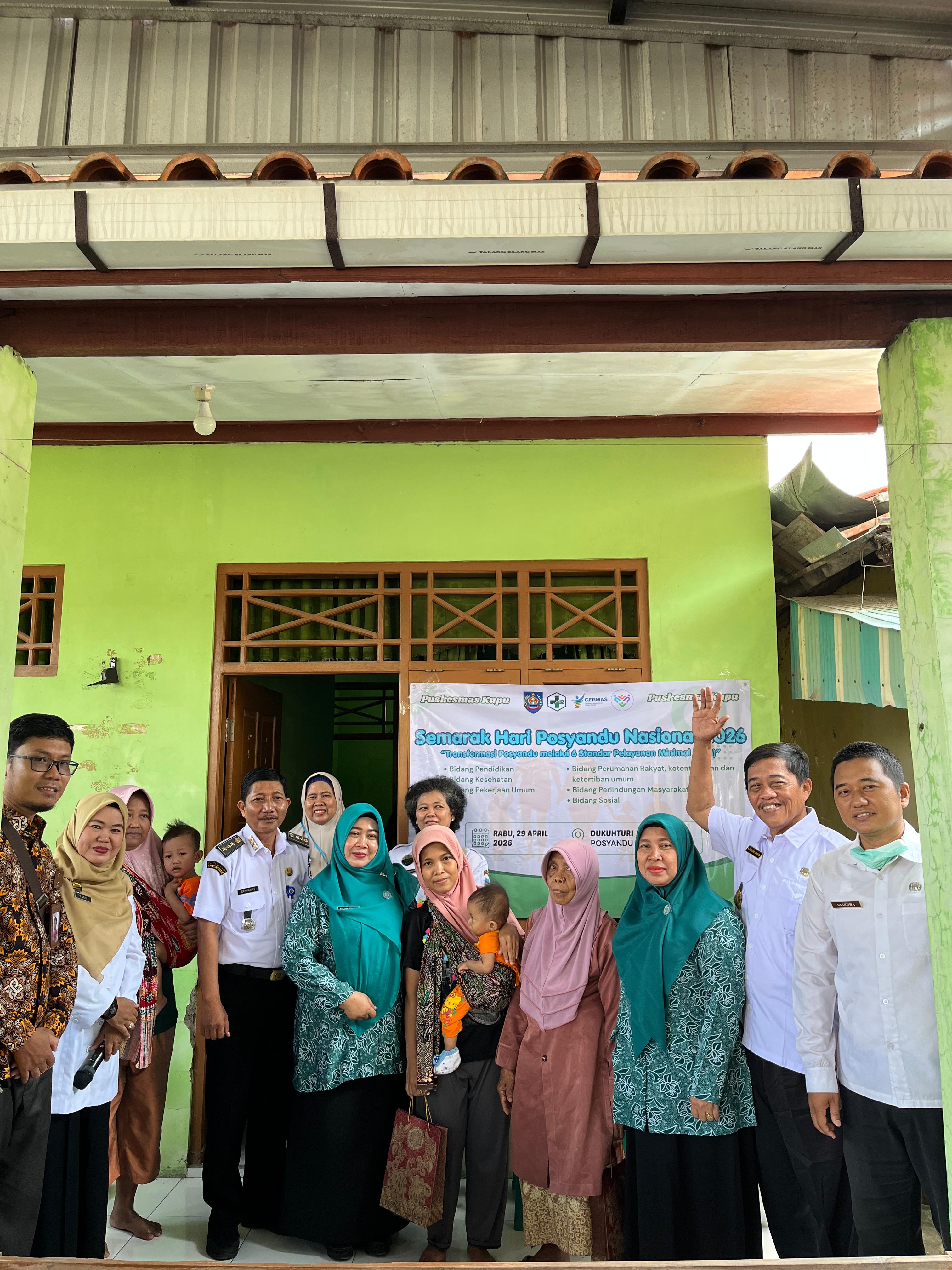 Monitoring Posyandu di Desa Dukuhturi dan Desa Kupu Kecamatan Dukuhturi