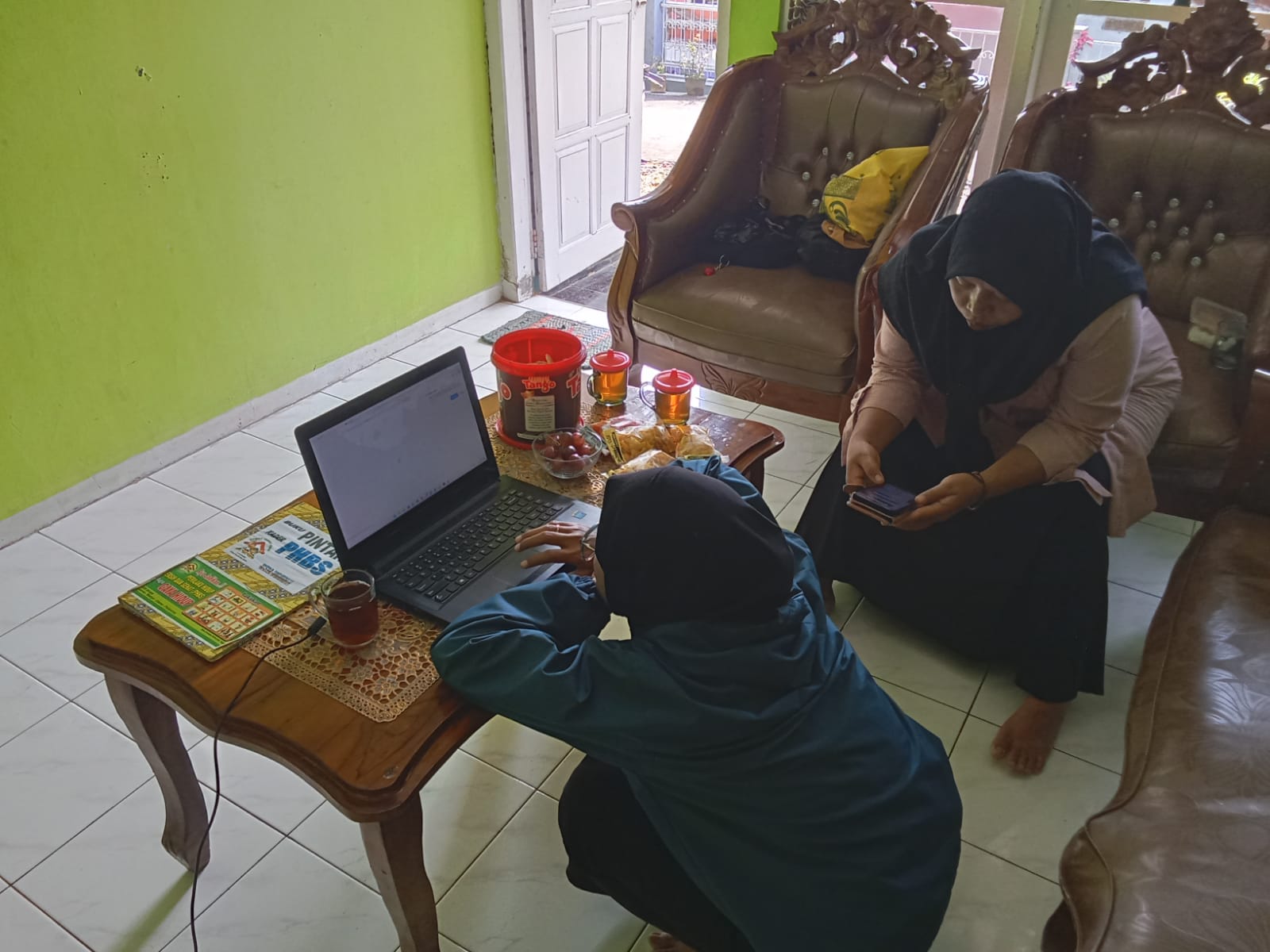 Zoom Meeting 6 SPM Posyandu di Desa Buniwah Kecamatan Bojong