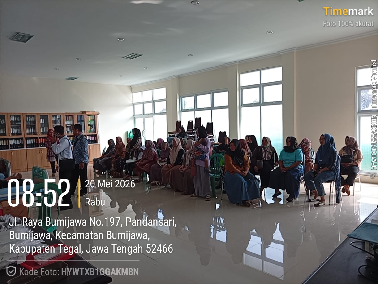 PELAYANAN SAFARI KB DALAM RANGKA MILAD AISYIYAH DAN HUT IBI BERSAMA BALAI PENYULUH KB DAN PUSKESMAS BUMIJAWA