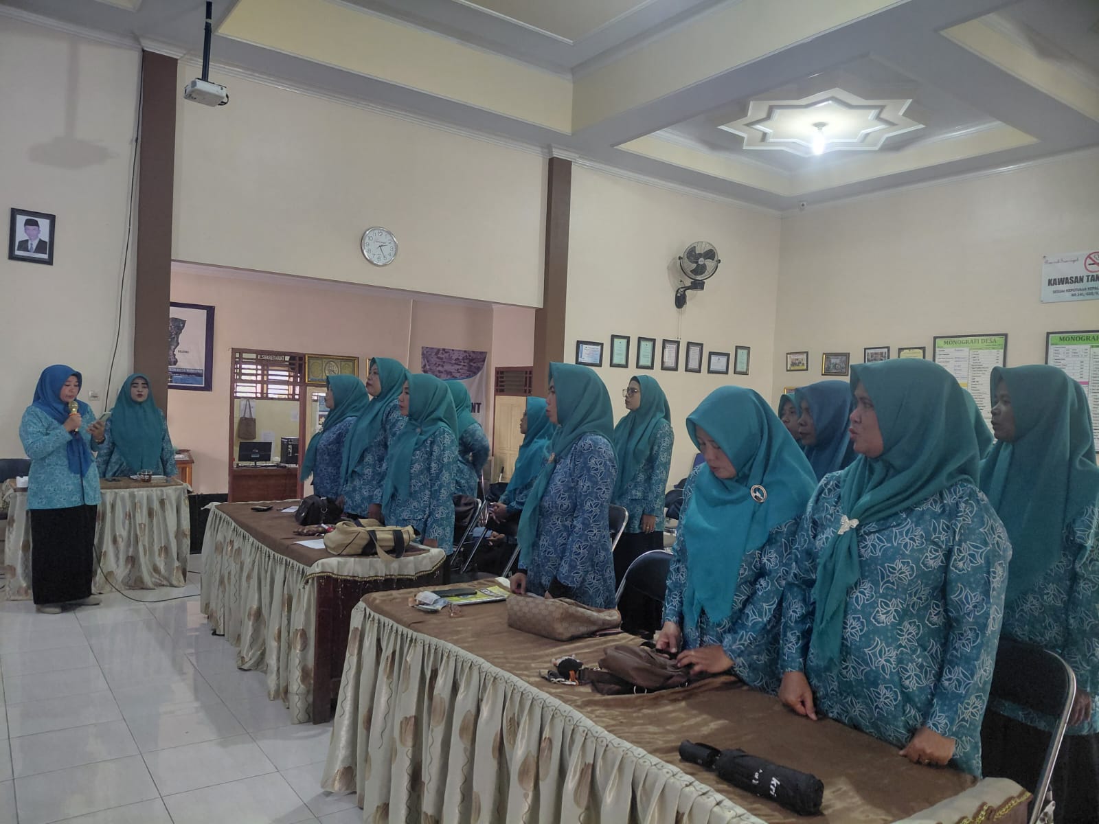 Bina Keluarga Remaja di Desa Buniwah Kecamatan Bojong