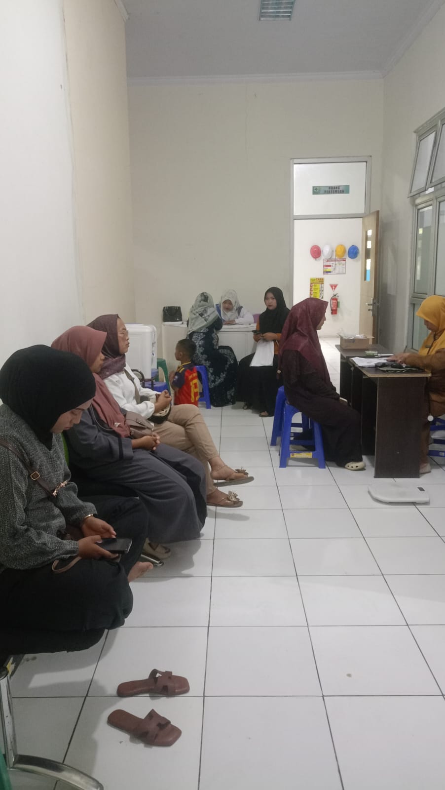 PELAYANAN SAFARI KB AKSEPTOR BARU & ULANG DI 2 PUSKESMAS KECAMATAN BOJONG.