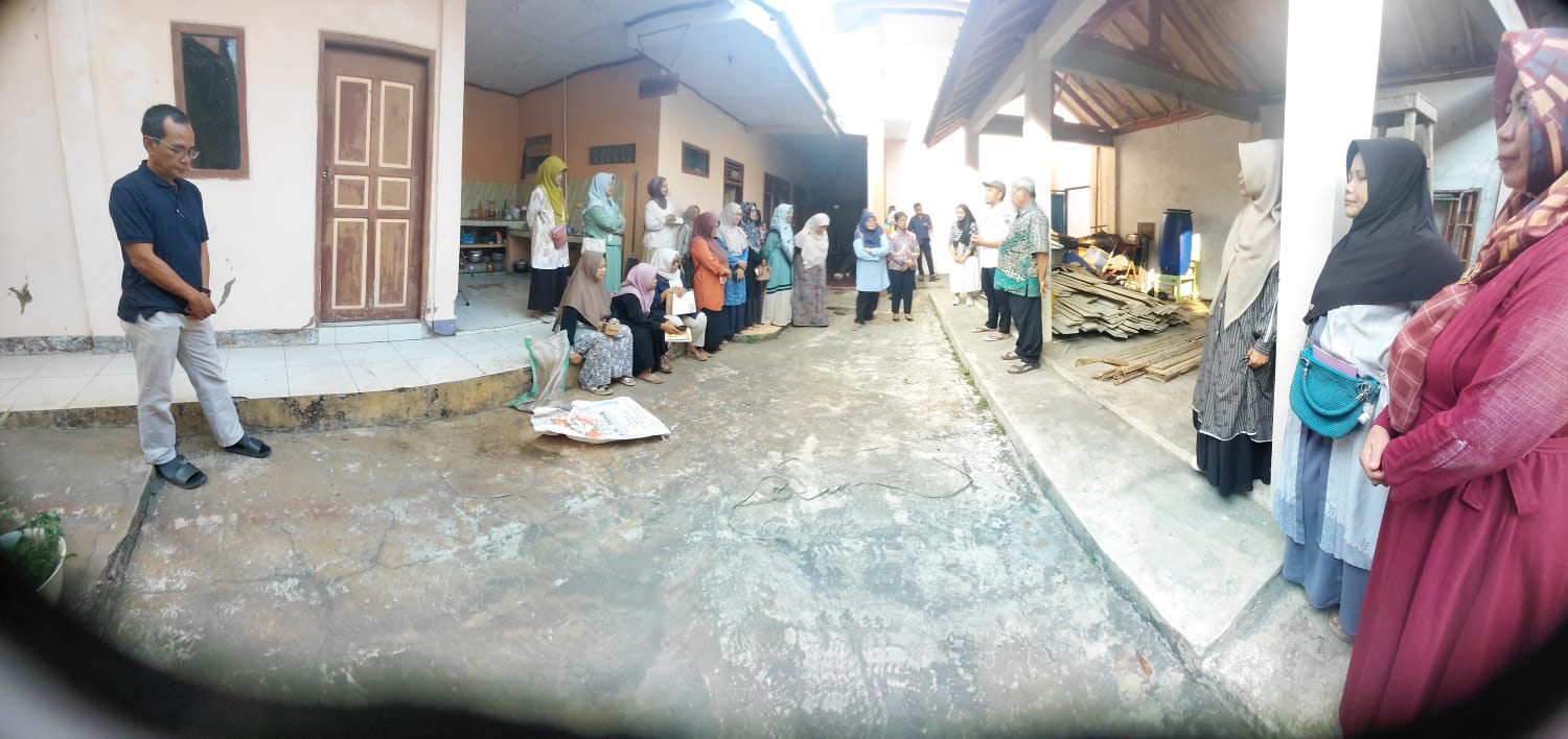 DOSEN PULANG KAMPUNG PENDAMPINGAN DESA BUNIWAH  MENUJU DESA MANDIRI PANGAN DAN GIZI DI KECAMATAN BOJONG